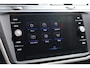 Volkswagen Tiguan 1.5 TSI R-Line Business+ 150PK / 110kW DSG, NL auto, 1e eigenaar nieuw door ons geleverd en onderhouden, wegklapbare trekhaak, R-Line in- en exterieur, keyless go & entry, panoramadak, 20" 'Suzuka' LMV, Apple Carplay & Android Auto, achteruitrijcamera, winterpakket (verwarmbare voorstoelen, verwarmbaar stuurwiel), assistentiepakket (dodehoeksensor (side assist)), LED Matrix (IQ.Lights), elektrische achterklep (easy open), elektrisch verstel-, verwarm- en inklapbare buitenspiegels (spiegelpakket), adaptieve cruise control (acc), digital cockpit pro, DAB+, spraakbediening, draadloze telefoonoplader, navigatie, parkeerassistent (park assist) etc.
