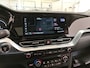 Kia Niro EV E-Niro 64 kWh 204 pk DynamicPlusLine | SOH 100% | Trekhaak | Schuifdak | Stuur- en Stoelverwarming | Camera | PDC V+A| CarPlay