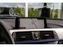 BMW 3-Serie Touring 320i M Sport Edition | 2e eigenaar | NL auto | Camera | HiFi audio | Stoelverwarming | DAB | Head-up | Cruise control | LED | Park Assistant | PDC | Navigatie