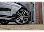 BMW 3-Serie Touring 320i M Sport Edition | 2e eigenaar | NL auto | Camera | HiFi audio | Stoelverwarming | DAB | Head-up | Cruise control | LED | Park Assistant | PDC | Navigatie