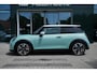 MINI Cooper S 3-Deurs 2.0 Classic M l Panorama dak l  18 inch velgen l Head-up Display l Harman/kardon Surround Sound System | Ocean Wave Green l achteruitrijcamera l Extra getint glas l