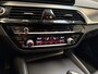 BMW 5-Serie Touring 530e xDrive M-Sport I Shadowline I Leder I 360 Camera I Luchtvering achter