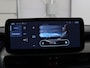 Jeep Avenger Avenger 54 kWh | SOH 97,6% | 3 Fase | Carplay | Adaptive cruise | Camera | Half leer | LM | LED | Climate control | Parkeersensoren
