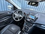 Ford Kuga 1.5 Titanium Styling Pack | Trekhaak | Camera | Xenon | Elk. A-klep | Prijs Rijklaar!!