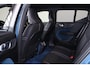 Volvo XC40 Recharge Core 70 kWh - Parkeercamera achter - Verwarmde voorstoelen & stuur - Parkeersensoren voor & achter - Draadloze tel. lader - Cruise control - Warmtepomp - Extra getint glas - 19' LMV