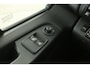 Renault Trafic 2.0 dCi T29 L2H1 | Airco | Cruise | Camera | Trekhaak | 3 Zits | 2xSchuifdeur