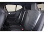 Volvo XC40 Recharge Plus 70 kWh - IntelliSafe Assist & Surround - Parkeercamera achter - Verwarmde voorstoelen & stuur - Parkeersensoren voor & achter - Draadloze tel. lader - Warmtepomp - Extra getint glas - 19' LMV