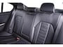 BMW 3-Serie 330e M Sport Edition Active Cruise Control - Elektrisch verstelbare/verwarmde voorstoelen - Head up - Sportstoelen - Parking Assistant Plus - Extra getint glas - Comfort Access - Elektrische achterklep -