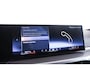 BMW 3-Serie 330e M Sport Edition Active Cruise Control - Elektrisch verstelbare/verwarmde voorstoelen - Head up - Sportstoelen - Parking Assistant Plus - Extra getint glas - Comfort Access - Elektrische achterklep -