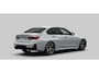 BMW 3-Serie 330e M Sport Edition Active Cruise Control - Elektrisch verstelbare/verwarmde voorstoelen - Head up - Sportstoelen - Parking Assistant Plus - Extra getint glas - Comfort Access - Elektrische achterklep -