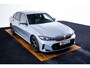 BMW 3-Serie 330e M Sport Edition Active Cruise Control - Elektrisch verstelbare/verwarmde voorstoelen - Head up - Sportstoelen - Parking Assistant Plus - Extra getint glas - Comfort Access - Elektrische achterklep -