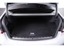 BMW 3-Serie 330e M Sport Edition Active Cruise Control - Elektrisch verstelbare/verwarmde voorstoelen - Head up - Sportstoelen - Parking Assistant Plus - Extra getint glas - Comfort Access - Elektrische achterklep -