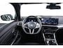 BMW 3-Serie 330e M Sport Edition Active Cruise Control - Elektrisch verstelbare/verwarmde voorstoelen - Head up - Sportstoelen - Parking Assistant Plus - Extra getint glas - Comfort Access - Elektrische achterklep -