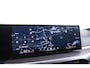 BMW 3-Serie 330e M Sport Edition Active Cruise Control - Elektrisch verstelbare/verwarmde voorstoelen - Head up - Sportstoelen - Parking Assistant Plus - Extra getint glas - Comfort Access - Elektrische achterklep -