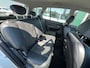 Kia Carens 2.0 CVVT X-ECUTIVE LEDER NAVIGATIE
