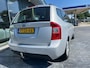 Kia Carens 2.0 CVVT X-ECUTIVE LEDER NAVIGATIE