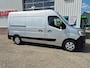 Renault Master T 35 2,3 dCi 135 Pk Euro 6 L2H2 38.690 Km Trekhaak PDC 3 Zits