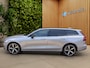 Volvo V60 2.0 B4 Plus Dark Aurora Silver Trekhaak | Pano| 360cam | 19'' lichtmetaal| Leder | Harman&Kardon |