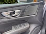 Volvo V60 2.0 B4 Plus Dark Aurora Silver Trekhaak | Pano| 360cam | 19'' lichtmetaal| Leder | Harman&Kardon |