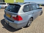 BMW 3-Serie Touring 320i Dynamic Executive 2005. Automaat/Climate/Cruise/Trekhaak etc.. APK 05-2027