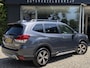 Subaru Forester 2.0i e-BOXER First Edition | Adaptieve Cruise Control | Stuurwielverwarming | Navigatie | Stoelverwarming voor + achter | Panoramadak | | Apple Carplay/Android Auto Trekhaak Afneembaar |