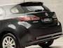 Lexus CT 200h Hybrid Sport Automaat (NAVIGATIE, CLIMATE, ALCANTARA, SPORTSTOELEN, CAMERA, XENON, LM VELGEN, CRUISE, NIEUWE APK, NIEUWSTAAT)
