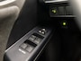 Lexus CT 200h Hybrid Sport Automaat (NAVIGATIE, CLIMATE, ALCANTARA, SPORTSTOELEN, CAMERA, XENON, LM VELGEN, CRUISE, NIEUWE APK, NIEUWSTAAT)