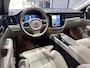 Volvo V60 Cross Country 2.0 B5 AWD Pro | ACC | Panoramadak | Harman/Kardon | Keyless | Memory | Trekhaak | Camera | BLIS | 19 Inch