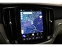 Volvo V60 Cross Country 2.0 B5 AWD Pro | ACC | Panoramadak | Harman/Kardon | Keyless | Memory | Trekhaak | Camera | BLIS | 19 Inch