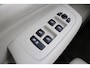 Volvo V60 Cross Country 2.0 B5 AWD Pro | ACC | Panoramadak | Harman/Kardon | Keyless | Memory | Trekhaak | Camera | BLIS | 19 Inch
