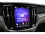 Volvo V60 Cross Country 2.0 B5 AWD Pro | ACC | Panoramadak | Harman/Kardon | Keyless | Memory | Trekhaak | Camera | BLIS | 19 Inch