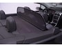 Peugeot 307 CC 2.0-16V Sport NAP navigatie PDC v+a climate-controlle cruise-controlle sportstoelen half leder wind-scherm stoelverwarming 17"-lmv regensensor