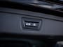 BMW 3-Serie Touring 330e xDrive M-Sport l LCI l HUD l Carbon l Pano l Trekhaak l Memory