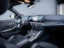 BMW 3-Serie Touring 330e xDrive M-Sport l LCI l HUD l Carbon l Pano l Trekhaak l Memory