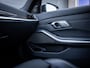 BMW 3-Serie Touring 330e xDrive M-Sport l LCI l HUD l Carbon l Pano l Trekhaak l Memory