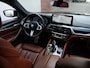 BMW 5-Serie Touring 530e xDrive Business Edition Plus M-pakket Automaat Panoramadak / Headup display / Trekhaak