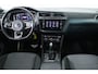 Volkswagen Tiguan 2.0 TSI 190PK 4-MOTION HIGHLINE BUSINESS R-LINE AUTOMAAT / NAVI / FULL-LED / CLIMA / LED / PDC / 19" LMV / WEGKLAP. TREKHAAK / ADAPT. CRUISE !!