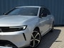 Opel Astra Sports Tourer 1.2 Turbo Hybrid Business Edition Trekhaak afneembaar | Keyless | Achteruitrij camera | Adeptieve cruise control | Stoelverwarming | AGR Comfort stoelen | Apple carplay & Android auto
