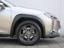 Lexus UX 250h Business Line 262Pk Winterpakket / Camera / Carplay / Adaptive Cruise