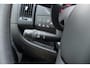 Peugeot Boxer 2.2 BlueHDi 120 L1H1 3.3t | Airco | In hoogte verstelbare zittingen | Parkeersensoren | Armsteunen | Centrale deurvergrendeling | Hill hold | Stuurbediening