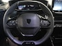 Peugeot e-2008 EV GT Avantage 54 kWh 156PK | 1ste eigenaar | AppleCarPlay/AndroidAuto | Climate Control | Adaptive Cruise Control | 360'Camera | FULL LED | Navigatie | LMV | Parkeersensoren | Privacy Glass | Isofix | Two-Tone | Sfeerverlichting |