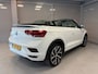 Volkswagen T-Roc Cabrio R-Line 1.5TSi DSG | Navigatie | Camera | 19" BI-color velgen | 2x R-line |