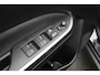 Suzuki Vitara 1.4 Boosterjet Style Smart Hybrid | Panoramadak | Half Leder | Parkeercamera | navigatiesysteem full map | All Seasons |