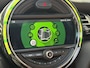 MINI Cooper 3-Deurs 1.5 60 Years Edition / Automaat / NL-Auto / Open-Panodak / Head-Up Display / Vol-Leder / Stoelverwarming / Cruise-Control / Apple-Carplay & Android-Auto / Draadloze-Telefoonlader / Climate-Control / Keyless / LED / PDC V+A / 17'' LMV / ENZ.