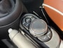 MINI Cooper 3-Deurs 1.5 60 Years Edition / Automaat / NL-Auto / Open-Panodak / Head-Up Display / Vol-Leder / Stoelverwarming / Cruise-Control / Apple-Carplay & Android-Auto / Draadloze-Telefoonlader / Climate-Control / Keyless / LED / PDC V+A / 17'' LMV / ENZ.