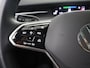 Volkswagen ID.7 Pro Business 77 kWh | SOH 96% | Warmtepomp | Panoramadak | Head Up | Stoelverwarming | Parkeercamera 360° | Cruise Control Adaptief | 20" Lichtmetalen Velgen |  Elektr. verstelb. bestuurdersstoel met geheugen |