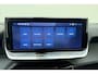 Peugeot 2008 1.2 Hybrid 145 Allure | Climate & Cruise Control | Parkeersensoren voor + achter | AppleCarplay/Android Auto |