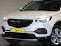 Opel Grandland X 1.2 130PK Turbo Business Executive | 1ste eigenaar | Trekhaak | AppleCarplay/AndroidAuto | Camera | Climate Control | Cruise Control | Dodehoekdetectie | LMV | Navigatie | Parkeersensoren | DAB Radio | Isofix | Privacy Glass | Elektrische Klep |