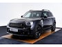 MINI Countryman Cooper S E ALL4 Active Cruise Control - Elektrisch verwarmde/verstelbare stoelen - Comfort acces - Driving Assistant - Head up - Getinte ruiten - Achteruitrijcamera - MINI Navigatiesysteem -