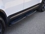 Land Rover Defender 110 2.0 P400e l Schuif-/kantel Panorama dak l Black Pack l Stuurwielverwarming l Trekhaak l Treekplank